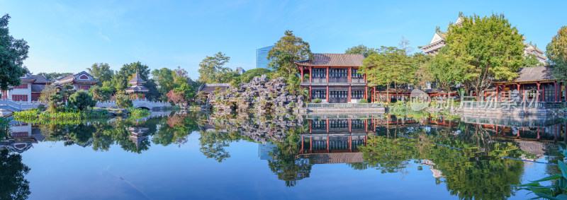 佛山顺峰山公园粤剧大观园传统岭南园林湖景