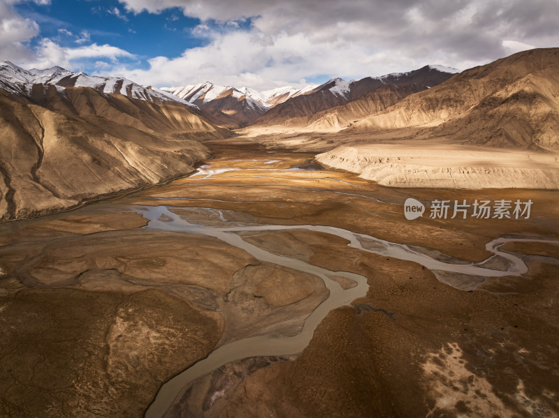 秋天的河谷湿地