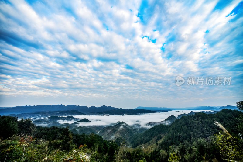 重庆酉阳：石门山的清晨