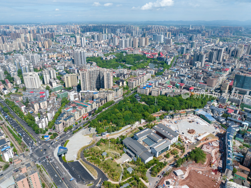 晴天蓝天白云 航拍湖南衡阳雁峰区城市风光