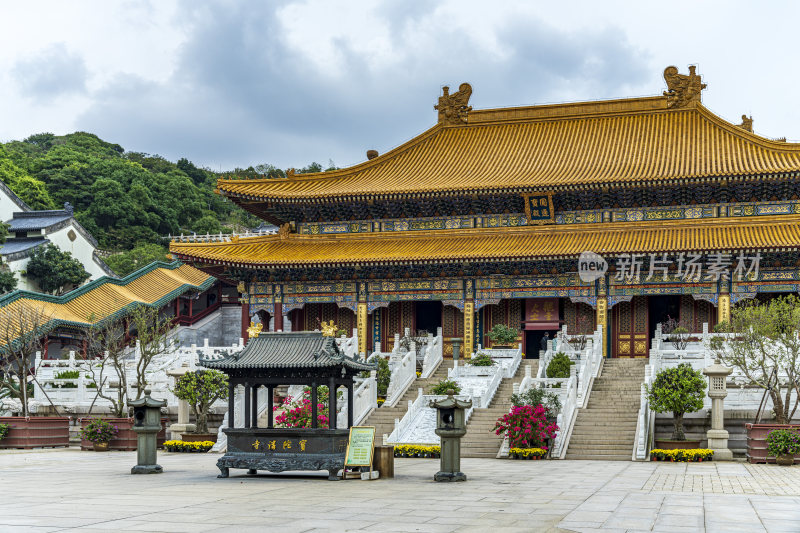 浙江舟山普陀山宝陀讲寺风光