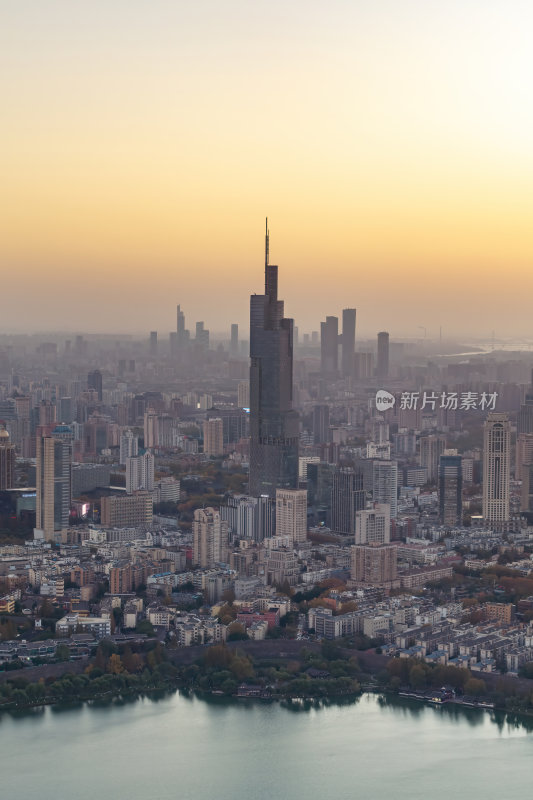 江苏南京CBD紫峰大厦建筑群日落夜景航拍