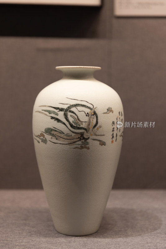 中国工艺美术馆景德镇瓷器展 花瓶