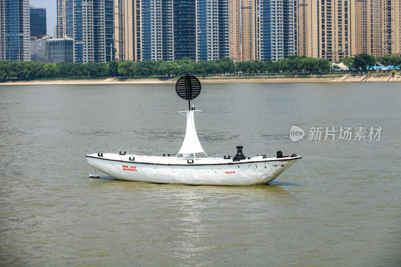 湖北武汉长江江滩沿线风景