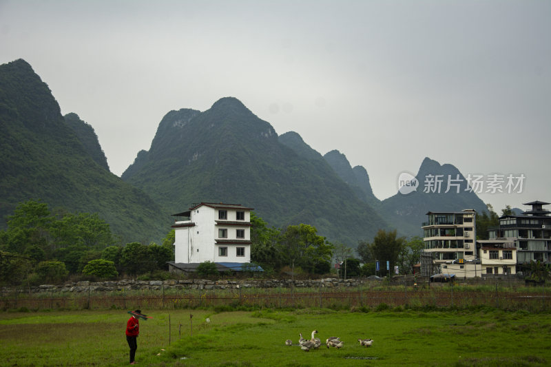 桂林山水田园小镇风光