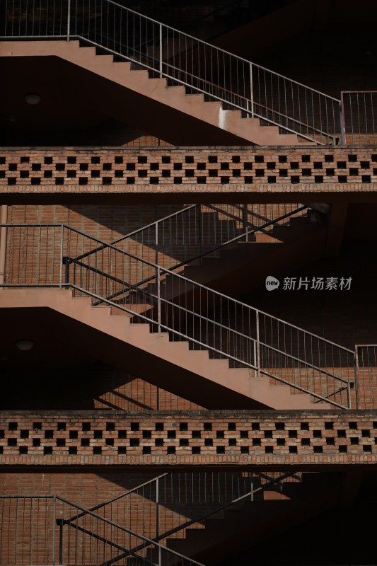 建筑对称楼梯