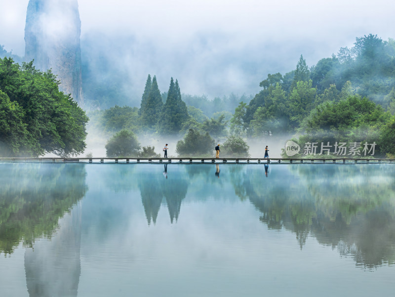 浙江丽水仙都朱潭山风光