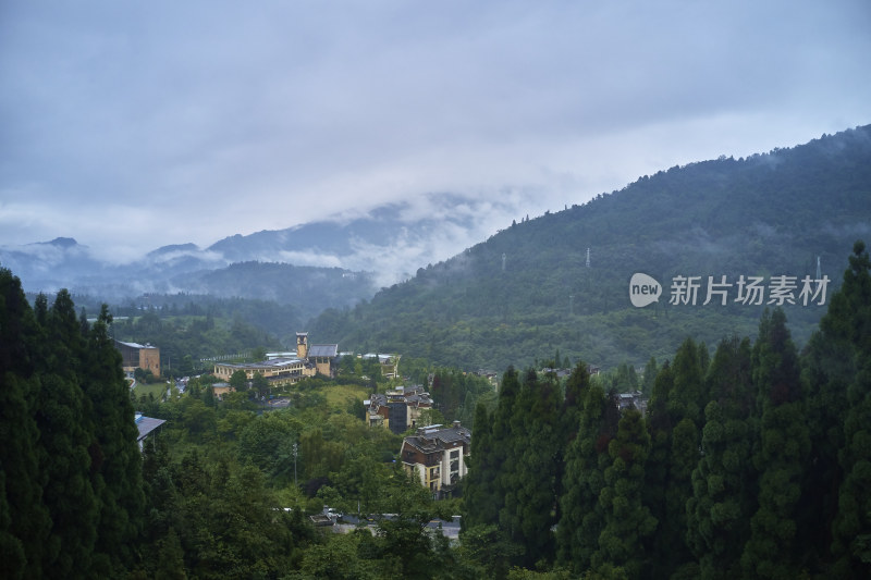 峨眉山的度假村