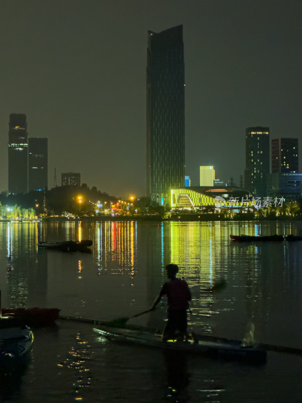 成都兴隆湖城市风光夜景天际线