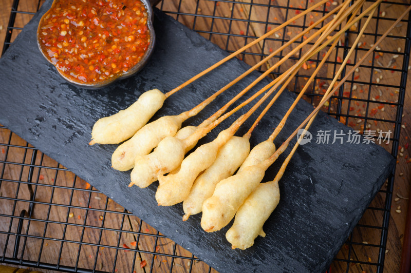 蘸酱炸物美食特写