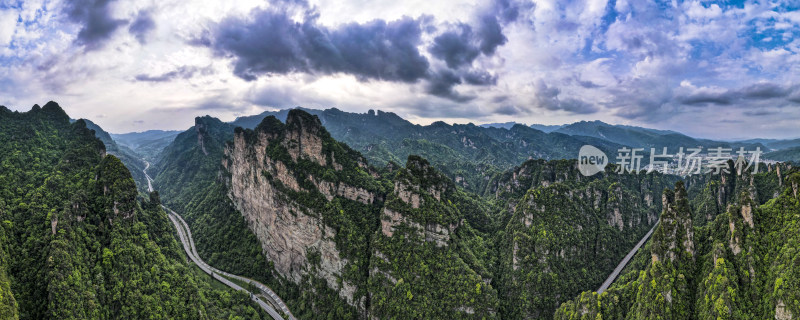 祖国壮丽山河湖南张家界天门山