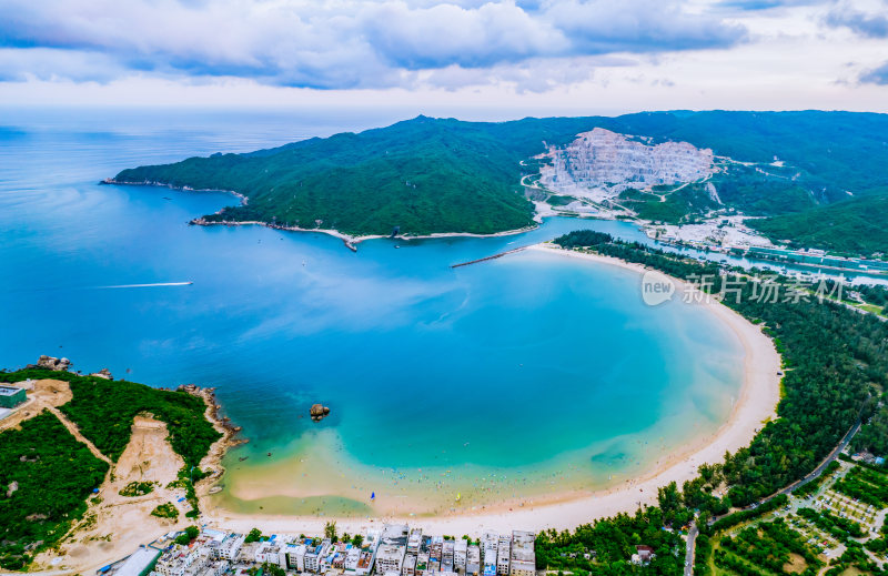 海南三亚后海村风光