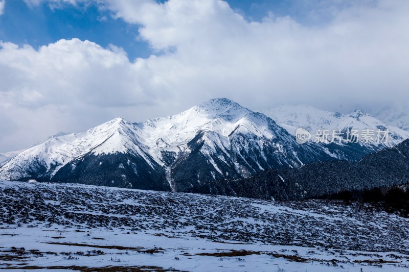 梅里雪山