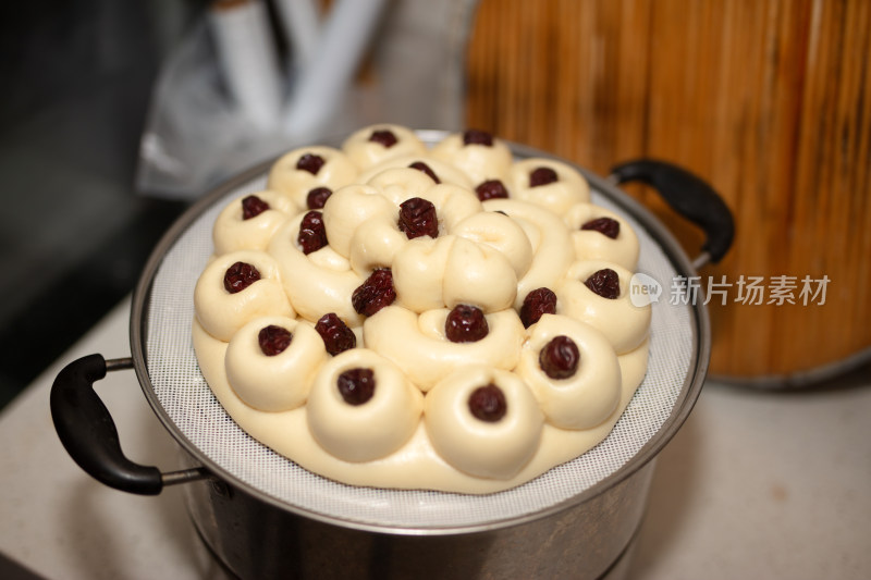 中国传统面食枣花糕