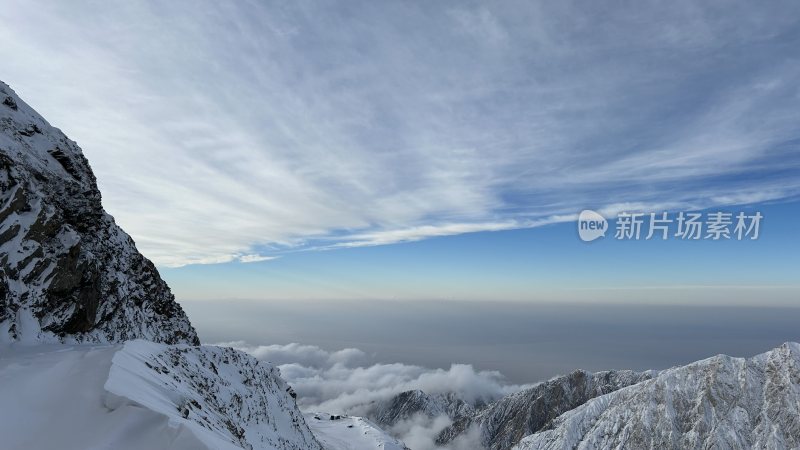 雪山雪景山峰天空自然风景