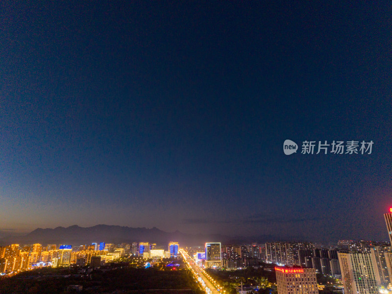 江西上饶城市夜景航拍图