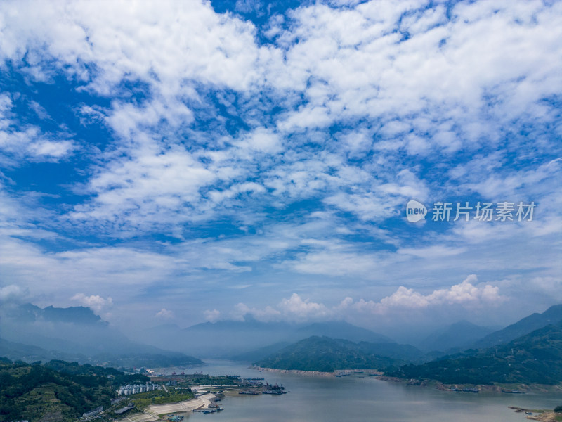 湖北秭归县三峡水库大坝航拍摄影图