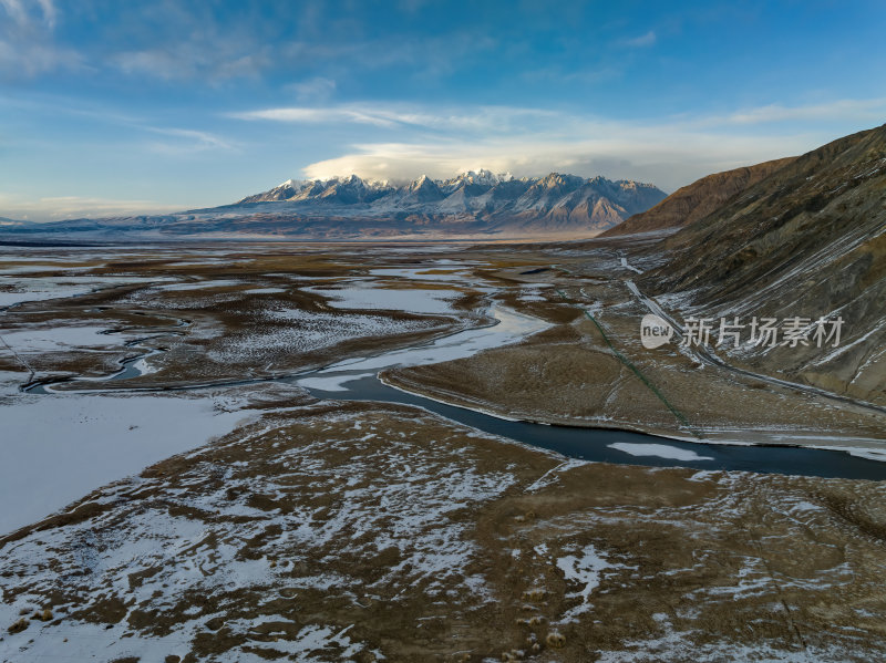 新疆喀什塔县帕米尔高原塔合曼湿地河道航拍