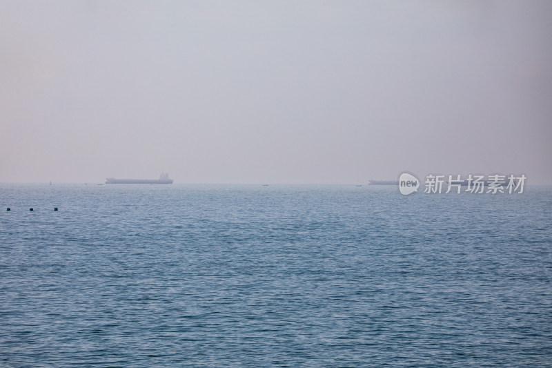 山东青岛第三海水浴场海滨海岸海滩海天景观