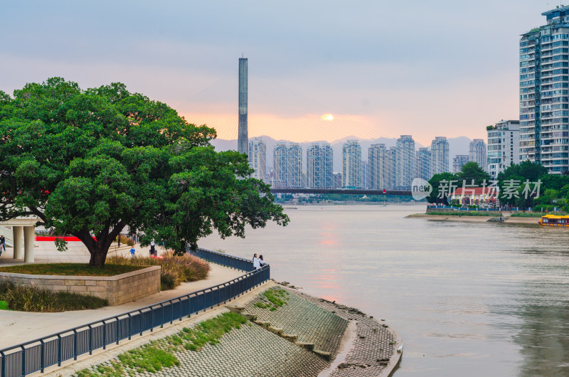 福建福州闽江沿岸城市风光