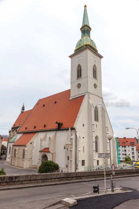 布拉迪斯拉发的教堂