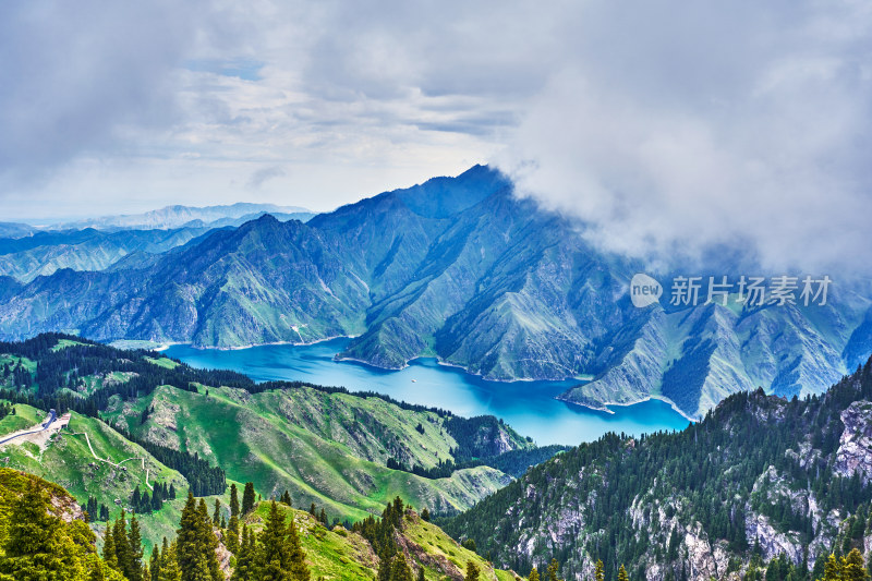 新疆天山天池景区