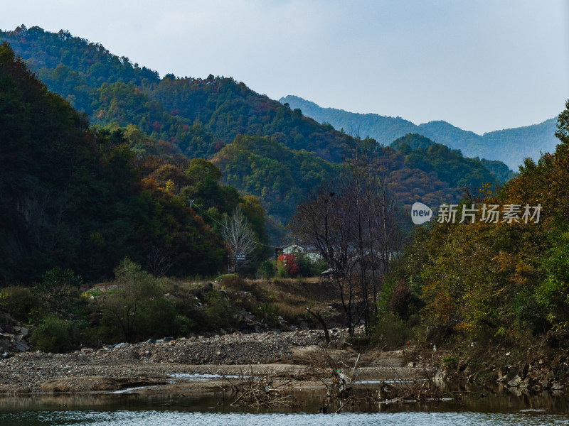 河南洛阳白云山的秋天山谷风光