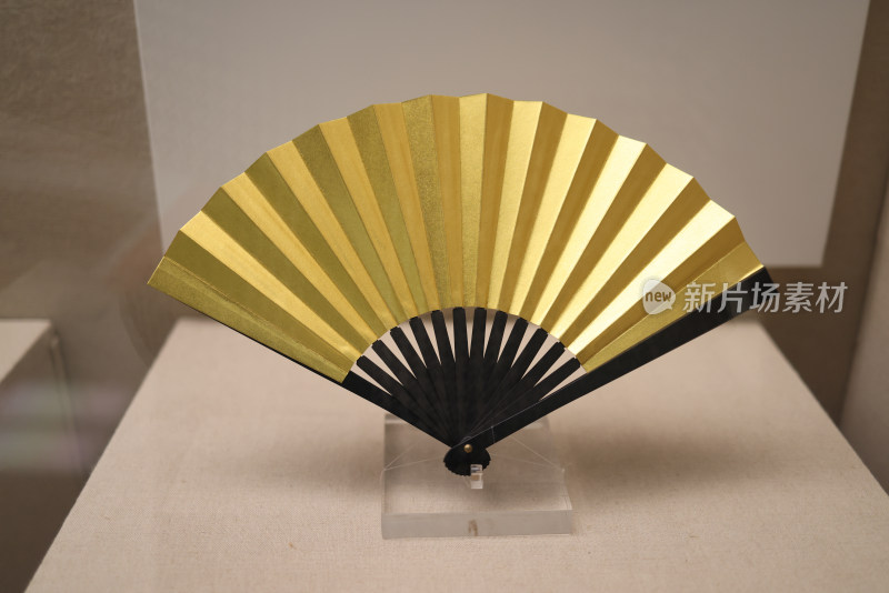 中国扇博物馆日本铁骨纸面折扇