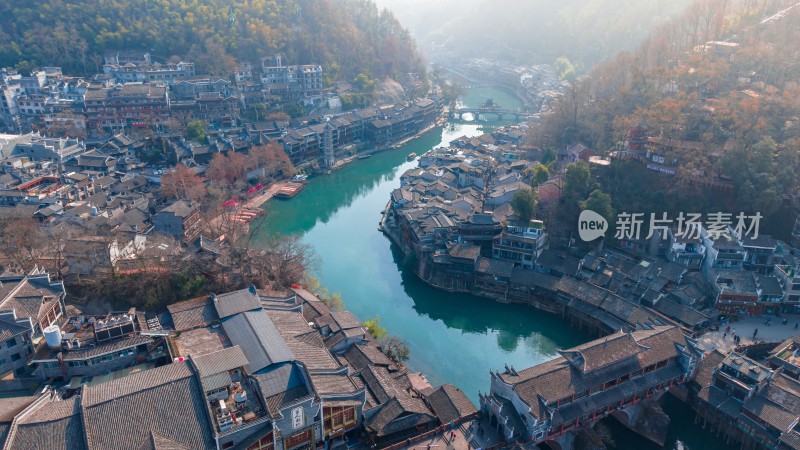 湖南湘西凤凰古城，古镇水乡航拍全景