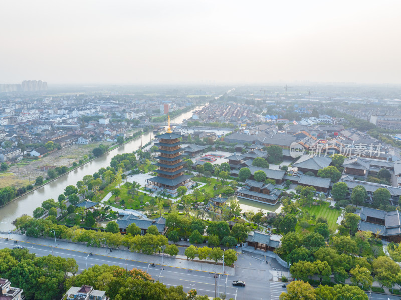 航拍上海宝山寺佛教寺院自然风光