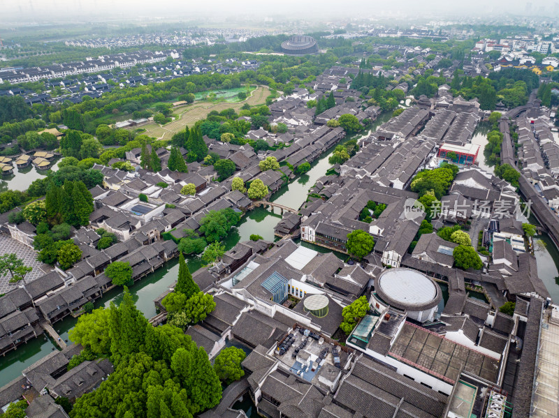 航拍江南水乡古镇乌镇全景