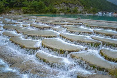 玉龙雪山蓝月谷风景