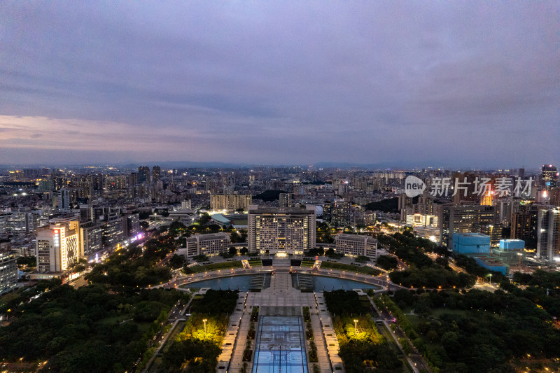 广东东湾夜幕降临夜景灯光航拍摄影图