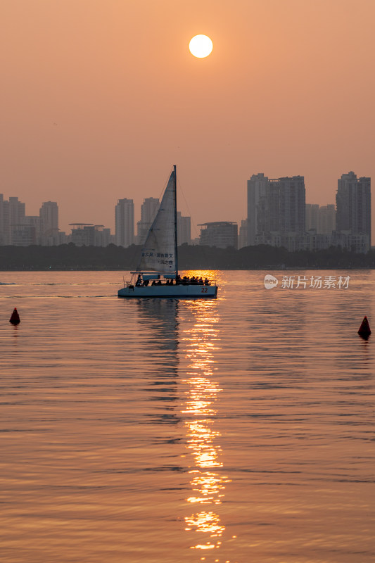 金鸡湖日落