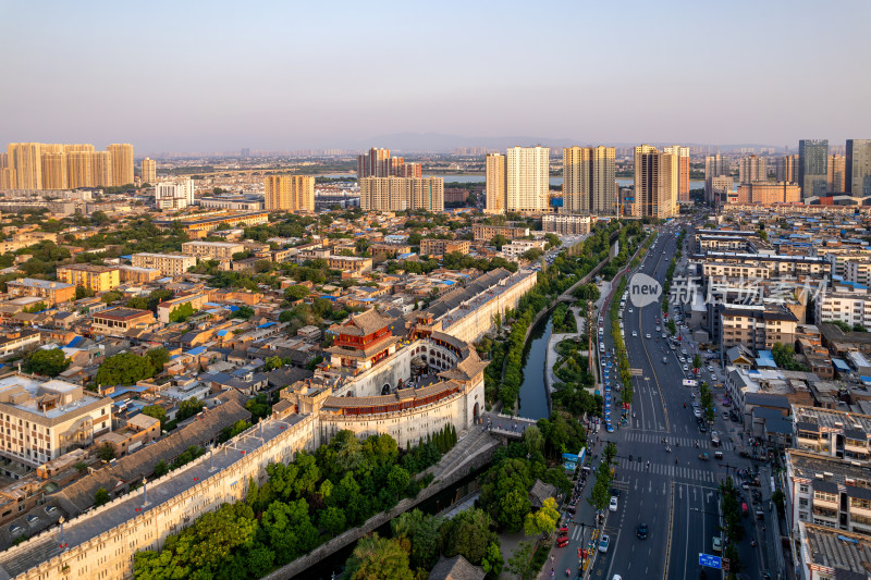 河南洛阳十字街丽景门景区