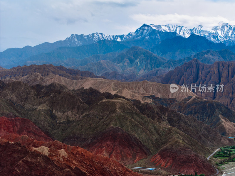 层层叠叠的山脉