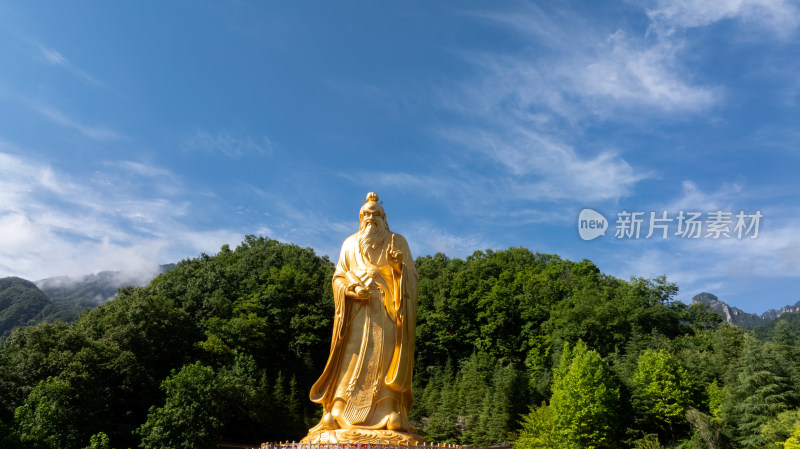 洛阳老君山景区老子雕像