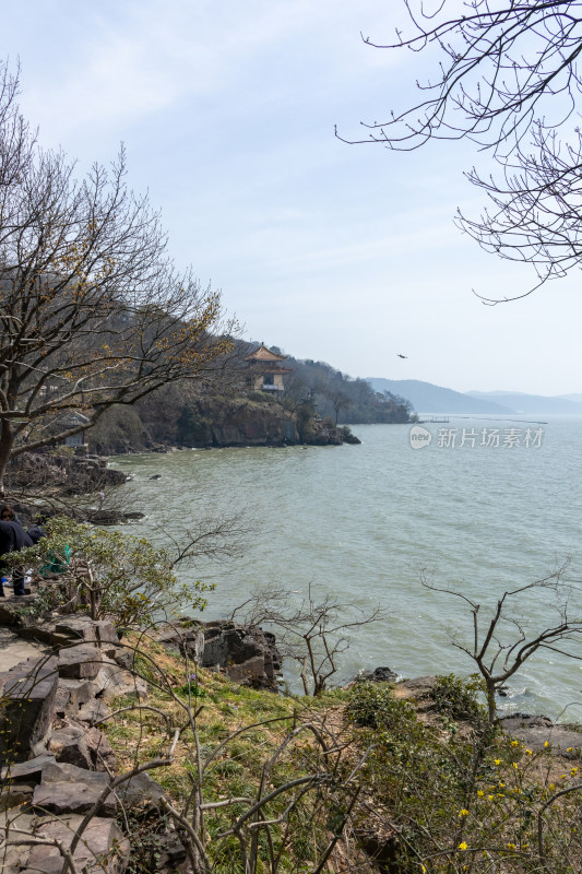 无锡太湖鼋头渚景区早春太湖湖岸风光