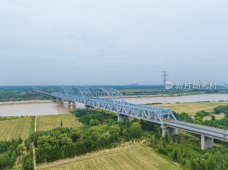 山东济南京沪高铁黄河铁路桥航拍