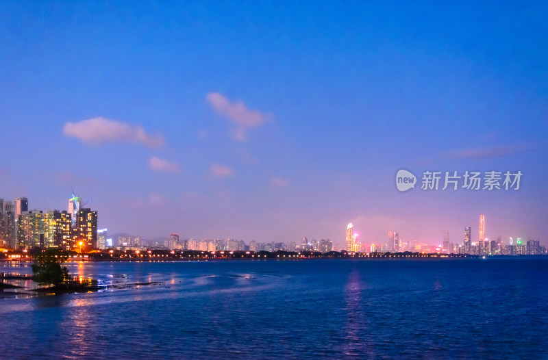 深圳中心摩天大楼建筑群滨海夜景灯光