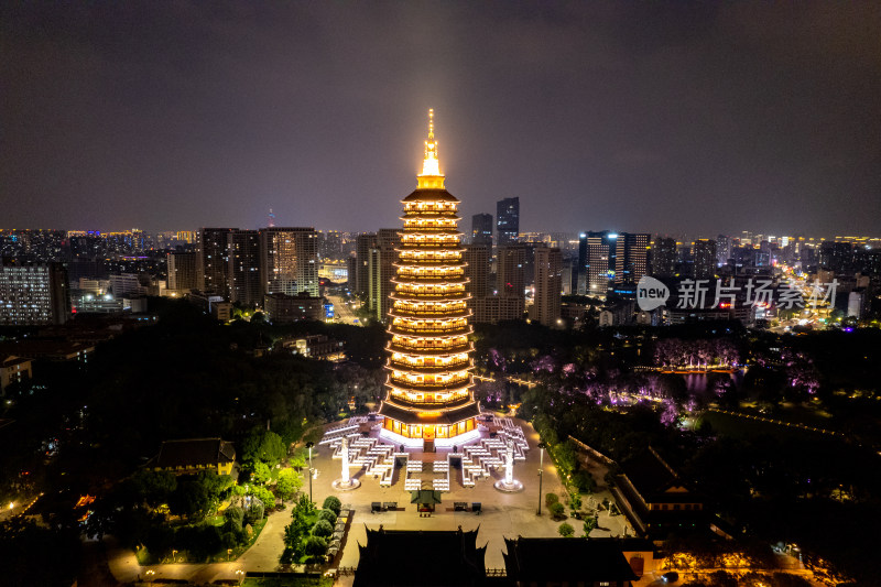 常州天宁禅寺夜景航拍图