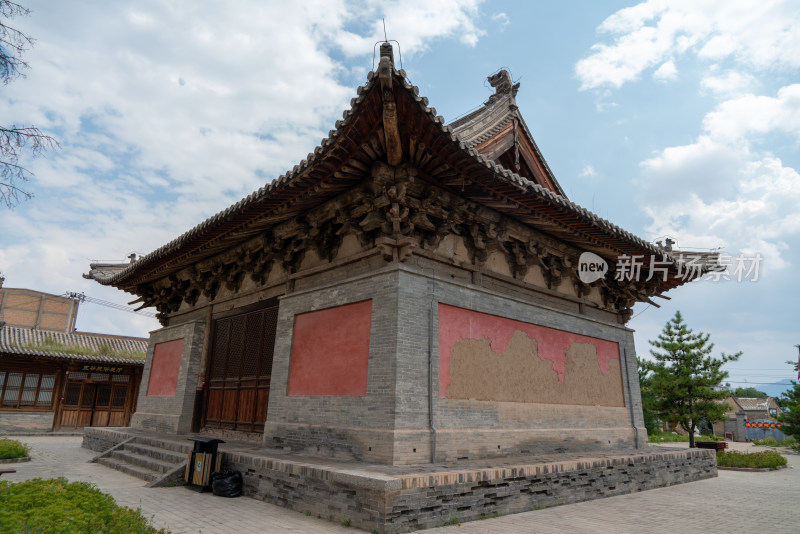 河北张家口蔚县灵岩寺大殿