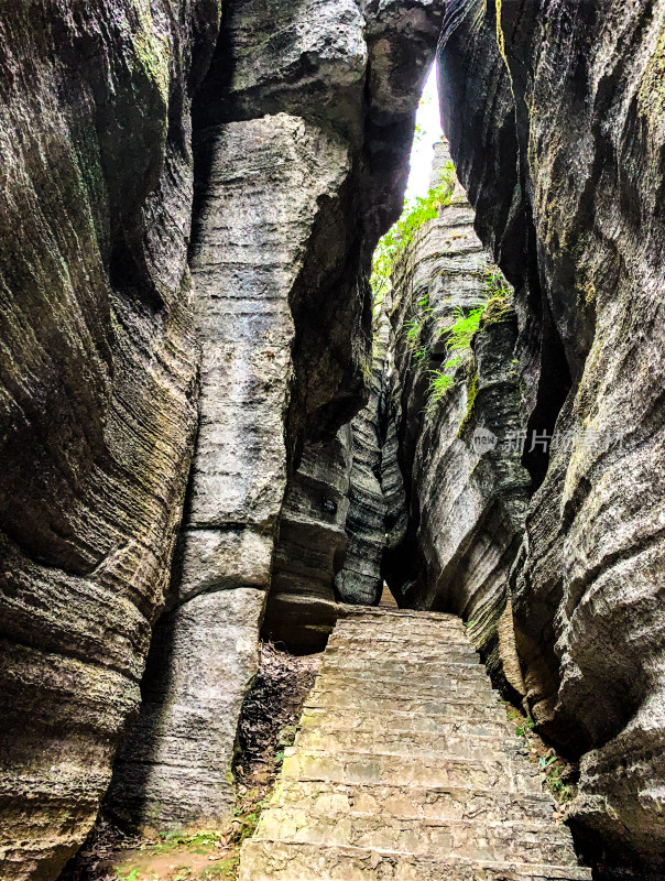 湖北恩施梭布垭石林旅游风光