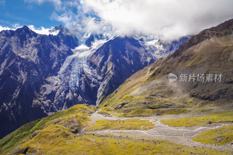 宏伟的山川山脉高山自然风景