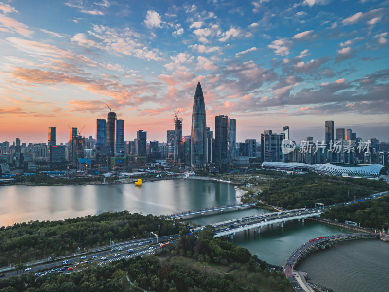 广东深圳人才公园夜景航拍