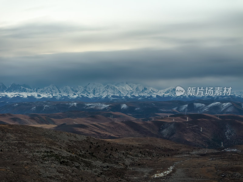 四川甘孜州新都桥黑石城贡嘎雪山航拍