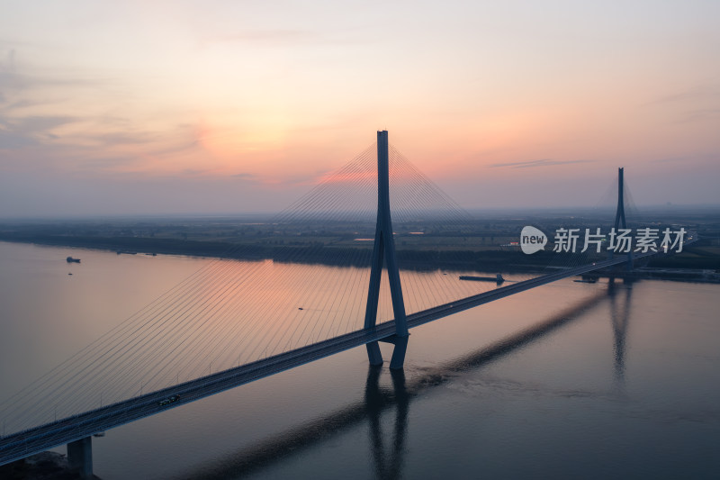 嘉鱼长江大桥