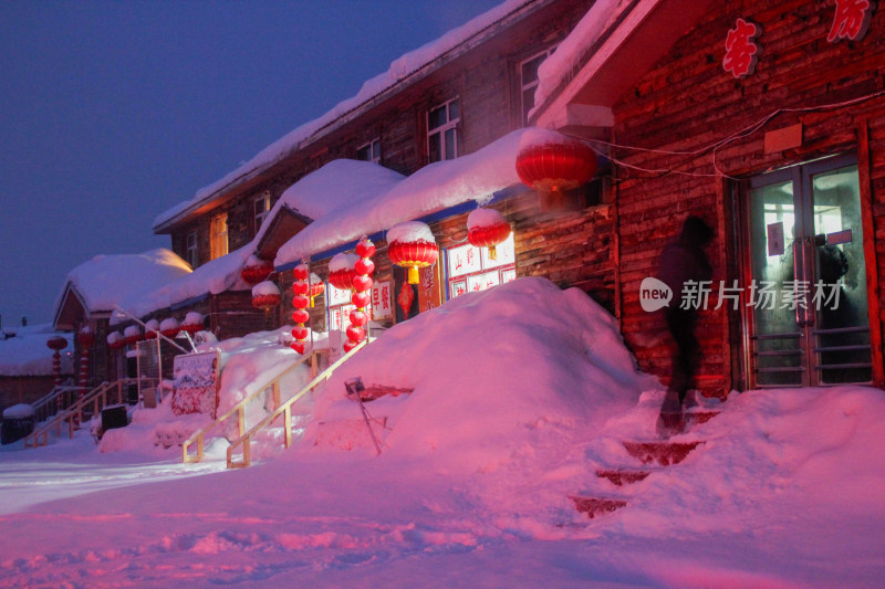 冬天清晨哈尔滨雪乡美丽风光