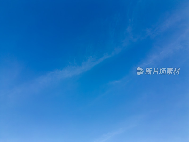 无人机高空航拍的天空