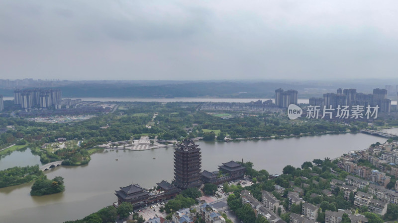 航拍四川眉山东坡城市湿地公园